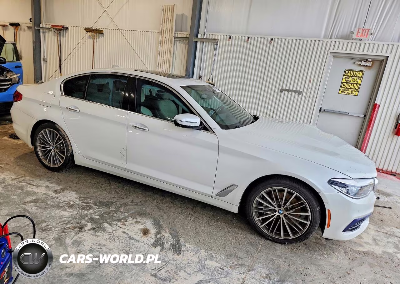 2017 BMW 530 Xi VIN:WBAJA7C38HG457896 - 4
