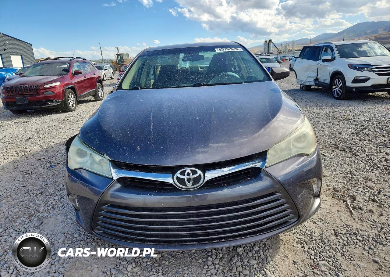 2016 Toyota Camry Le VIN:4T1BF1FKXGU139508 - 5