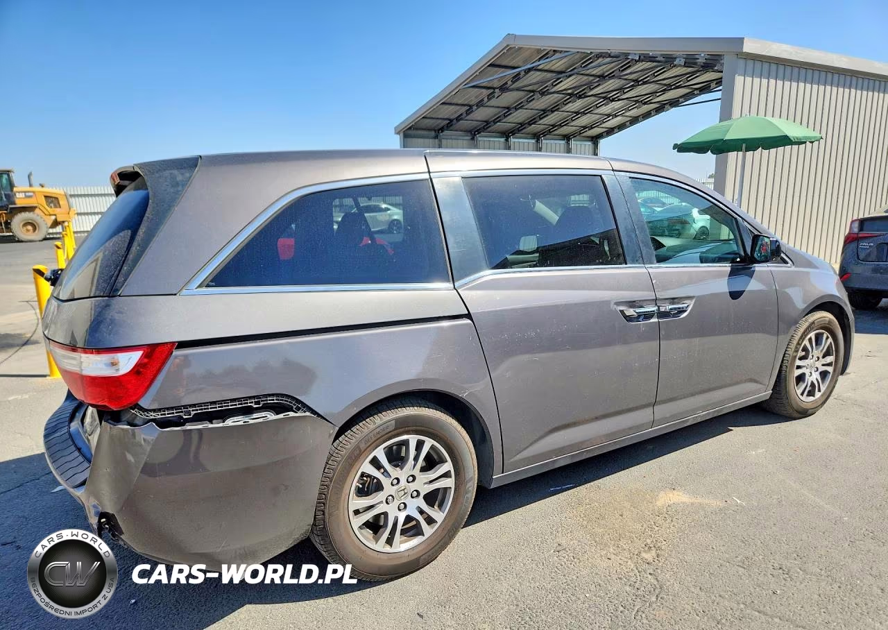 2013 Honda Odyssey Exl VIN:5FNRL5H64DB028041 - 3