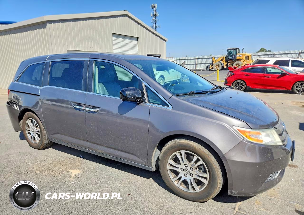 2013 Honda Odyssey Exl VIN:5FNRL5H64DB028041 - 4
