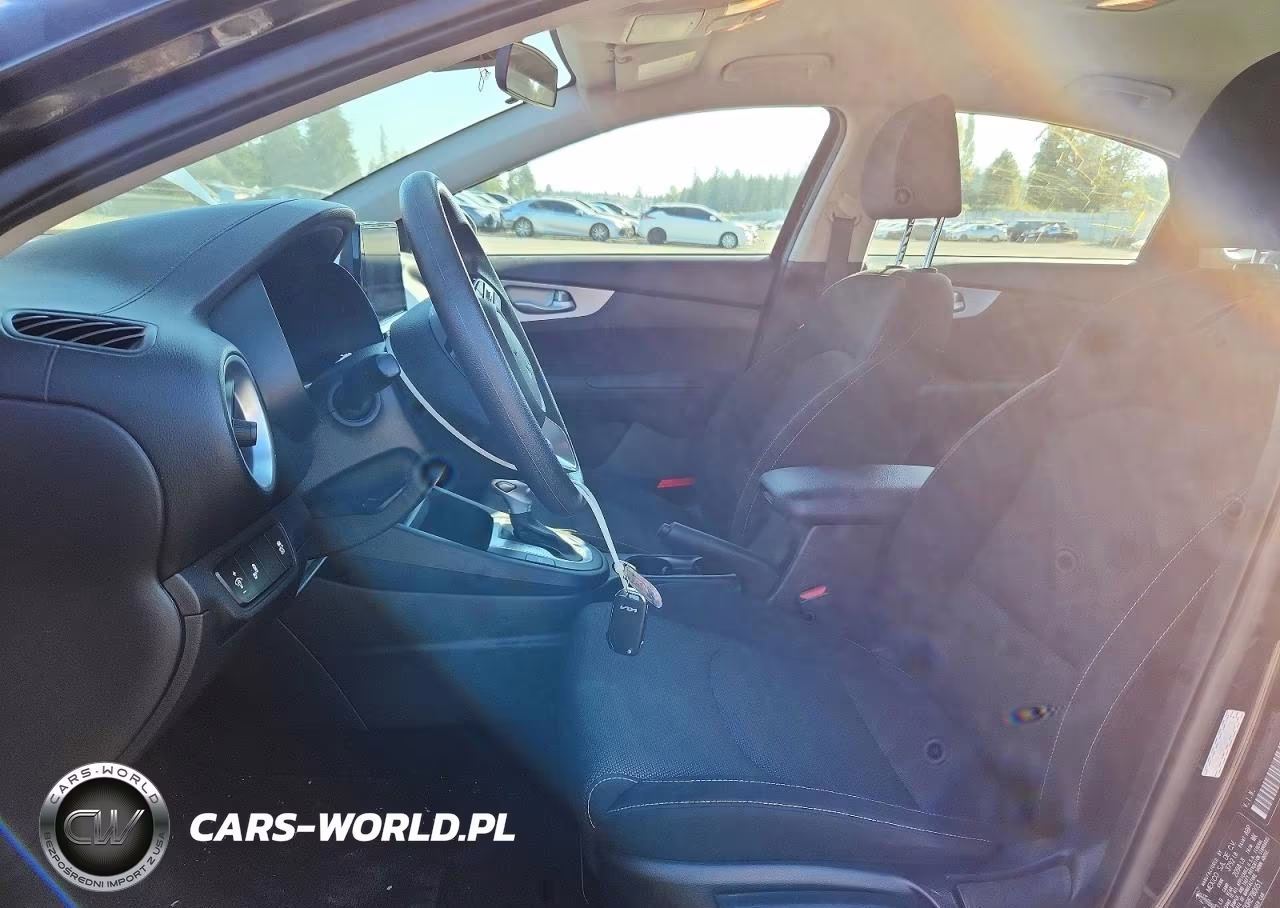 2024 Kia Forte Lxs VIN:3KPF24AD0RE780051 - 7