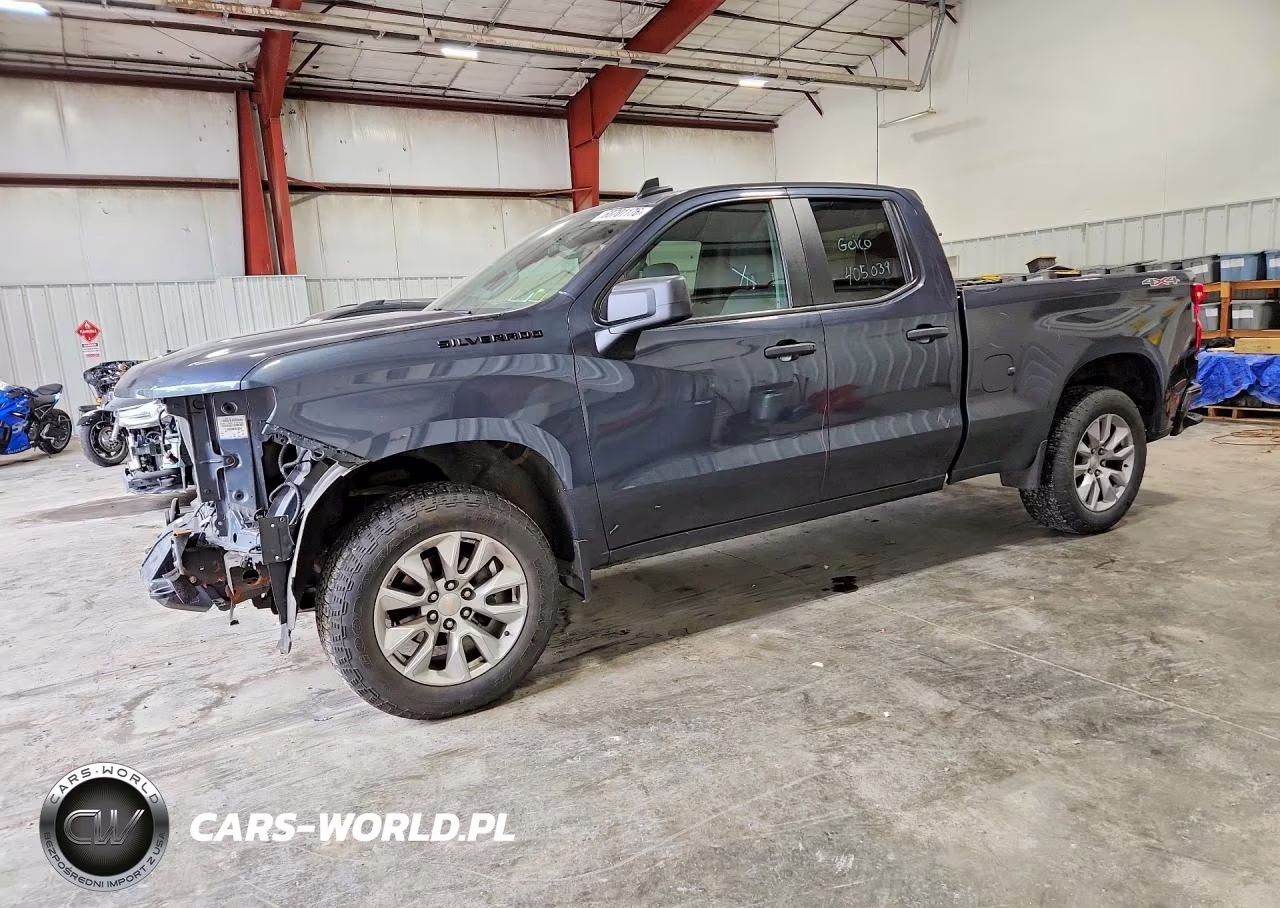 2021 Chevrolet Silverado K1500 Custom – zdjęcie 1 z 12