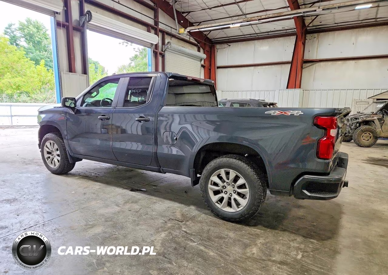2021 Chevrolet Silverado K1500 Custom VIN:1GCRYBEK2MZ369126 - 2