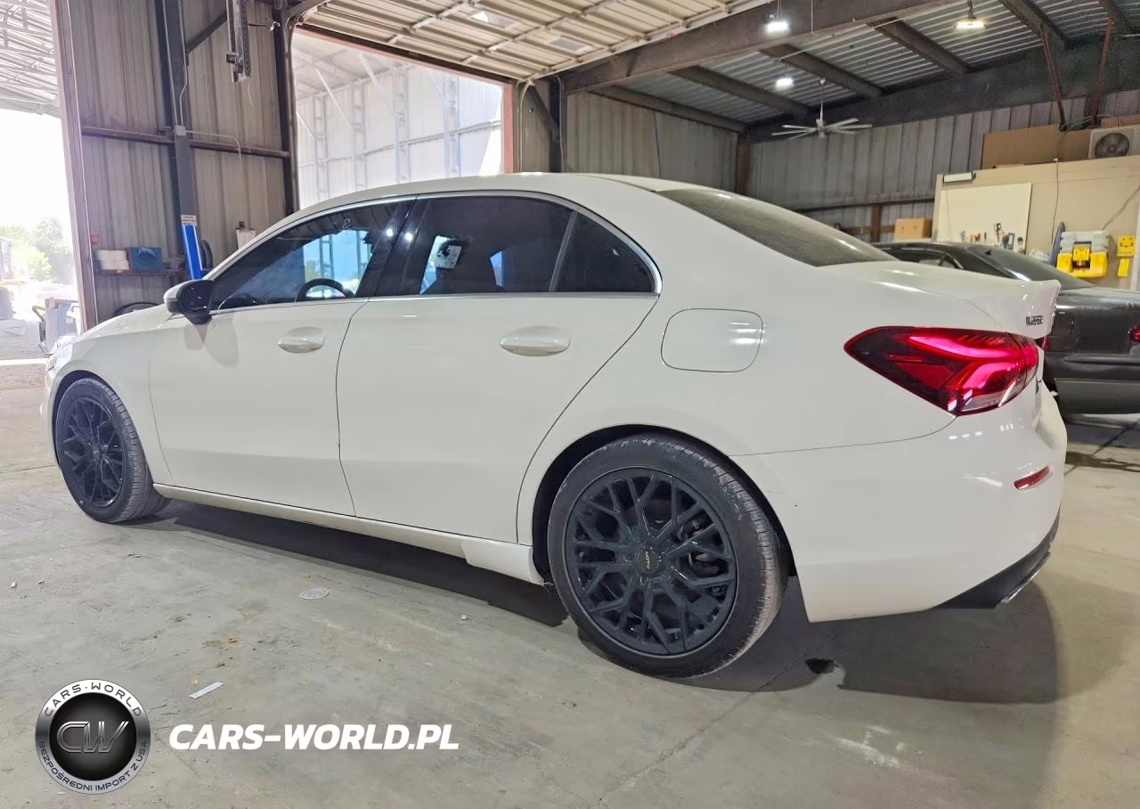 2021 Mercedes-Benz A 220 VIN:W1K3G4EB1MJ310951 - 2
