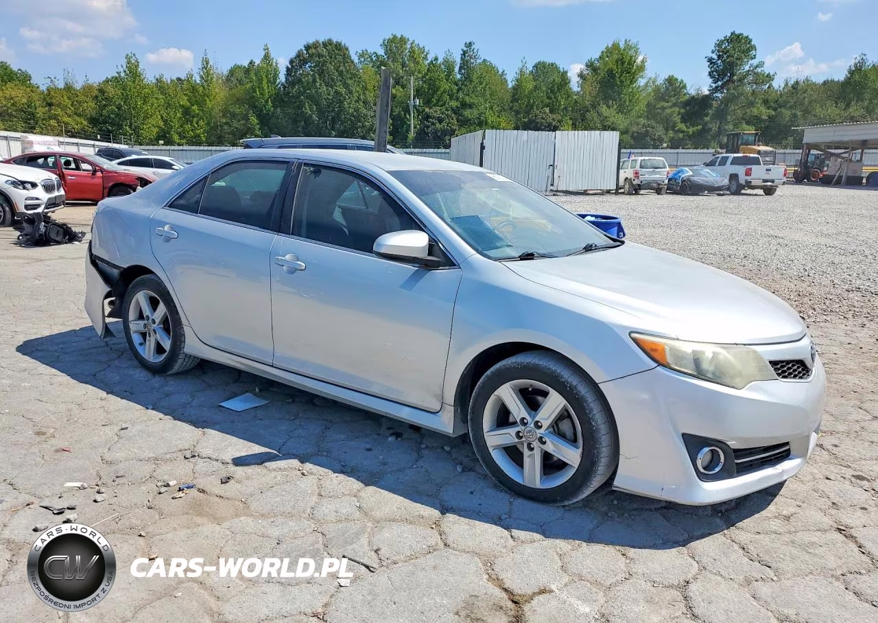 2014 Toyota Camry Se VIN:4T1BF1FK9EU855717 - 4