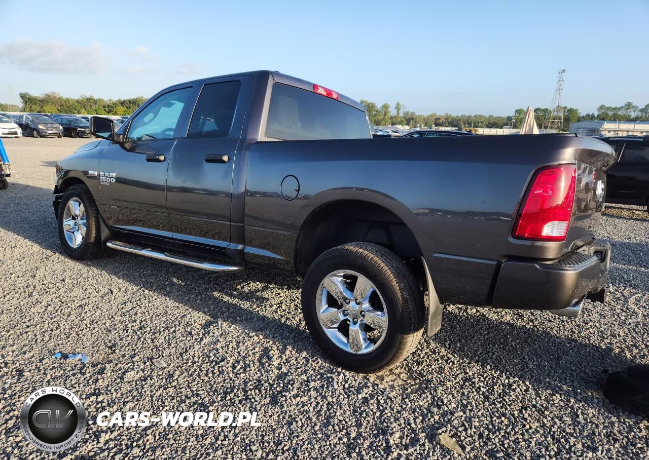 2019 Ram 1500 Classic Tradesman VIN:1C6RR7FT0KS517398 - 2