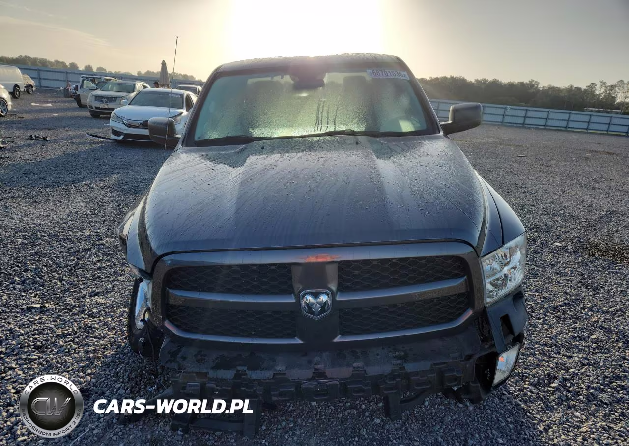 2019 Ram 1500 Classic Tradesman VIN:1C6RR7FT0KS517398 - 5