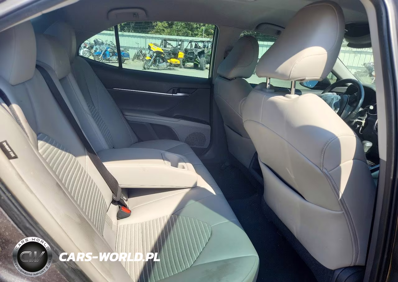2020 Toyota Camry Se VIN:4T1G11AK0LU868834 - 10