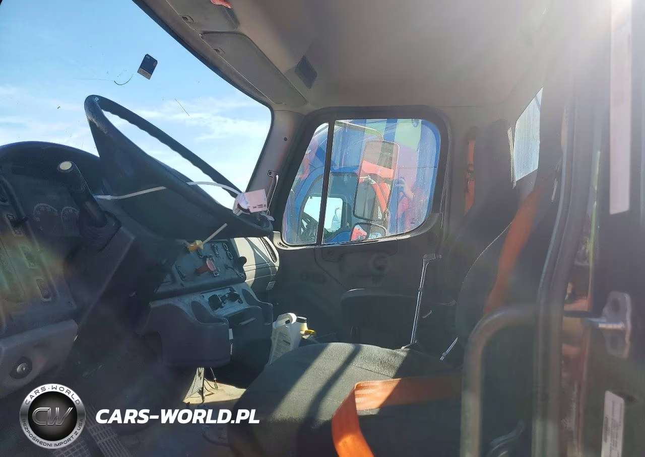 2015 Freightliner Business Class M2 Semi Truck VIN:3AKBCXCY4FDFZ7692 - 7