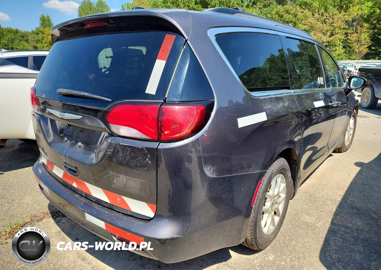2021 Chrysler Voyager Lxi VIN:2C4RC1DG2MR505643 - 3