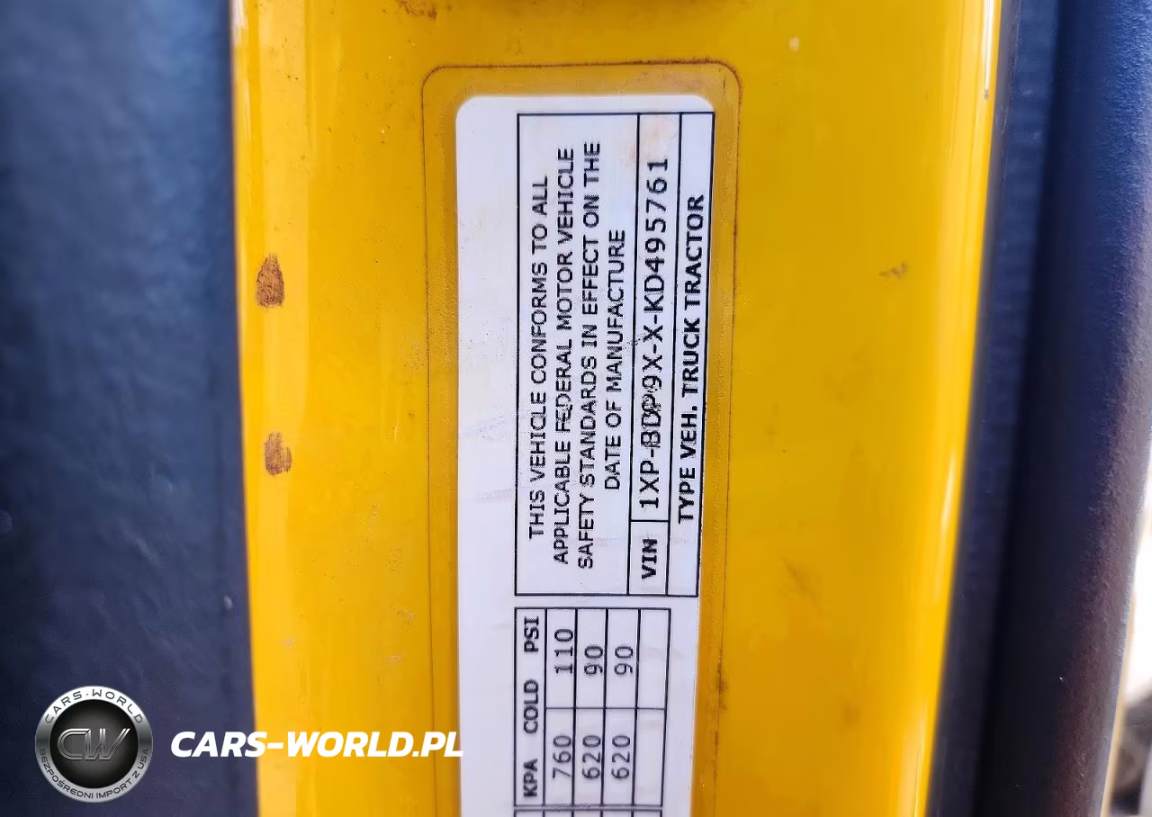 2013 Peterbilt 579 - Semi Truck VIN:1XPBDP9XXKD495761 - 11