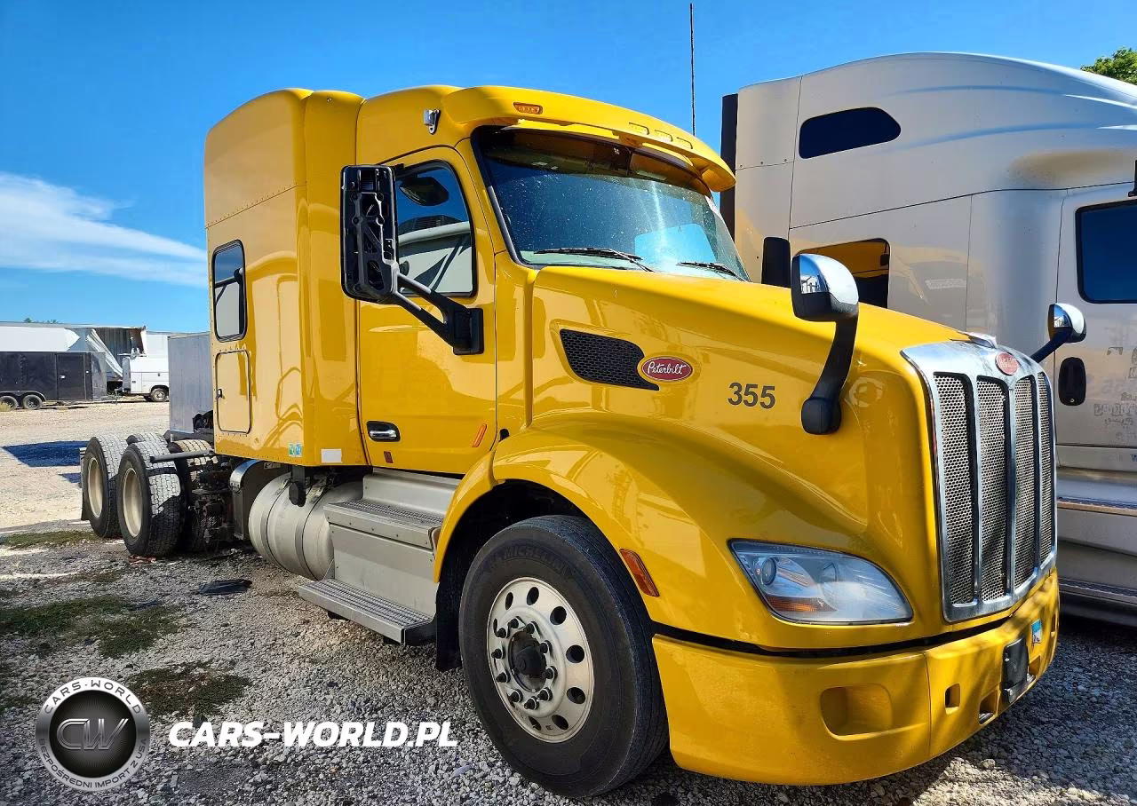 2013 Peterbilt 579 - Semi Truck VIN:1XPBDP9XXKD495761 - 4