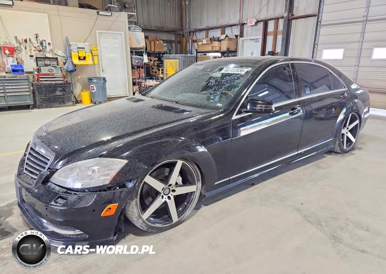 2013 Mercedes-Benz S 550
