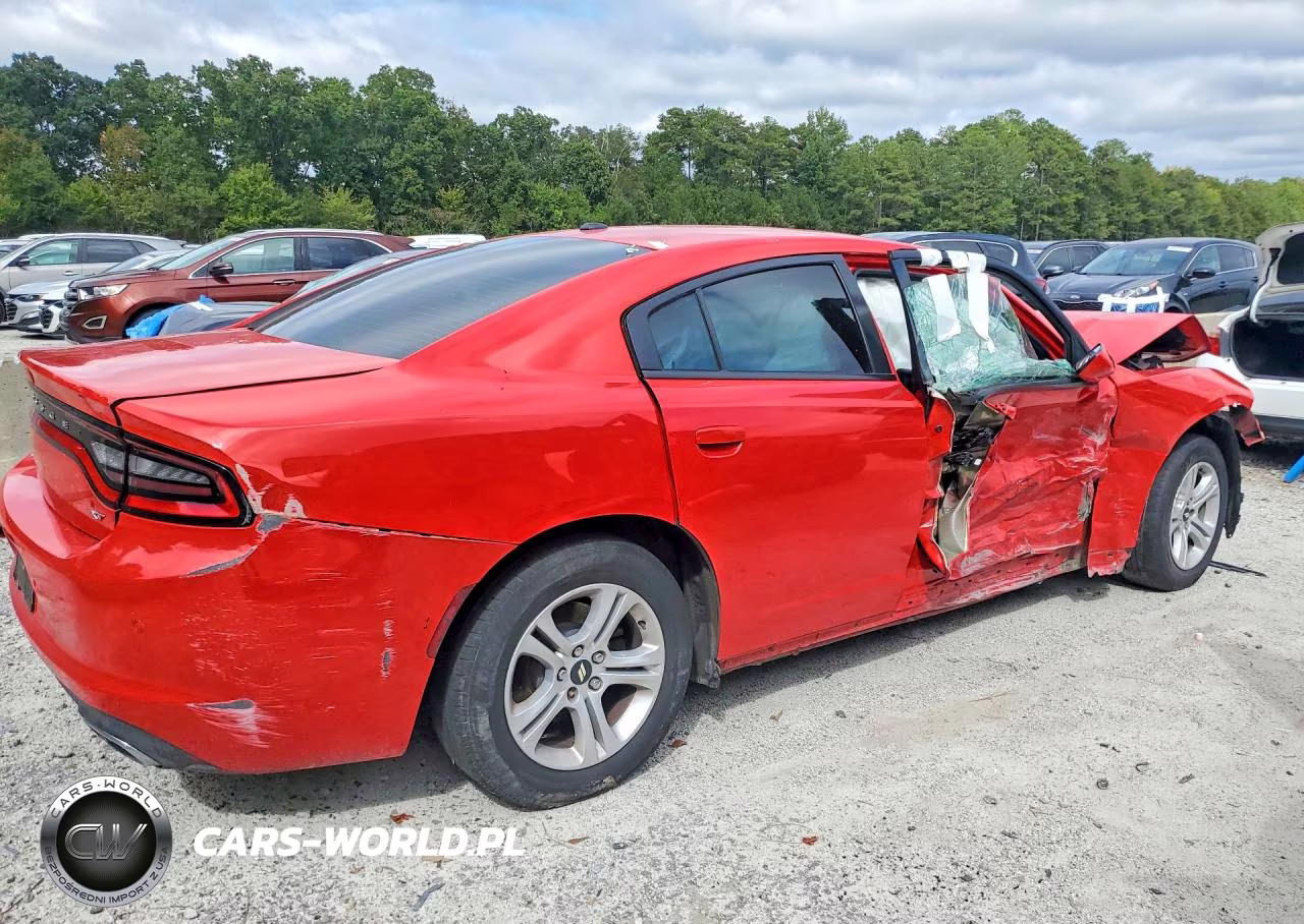 2018 Dodge Charger Sxt VIN:2C3CDXBG5JH173888 - 3