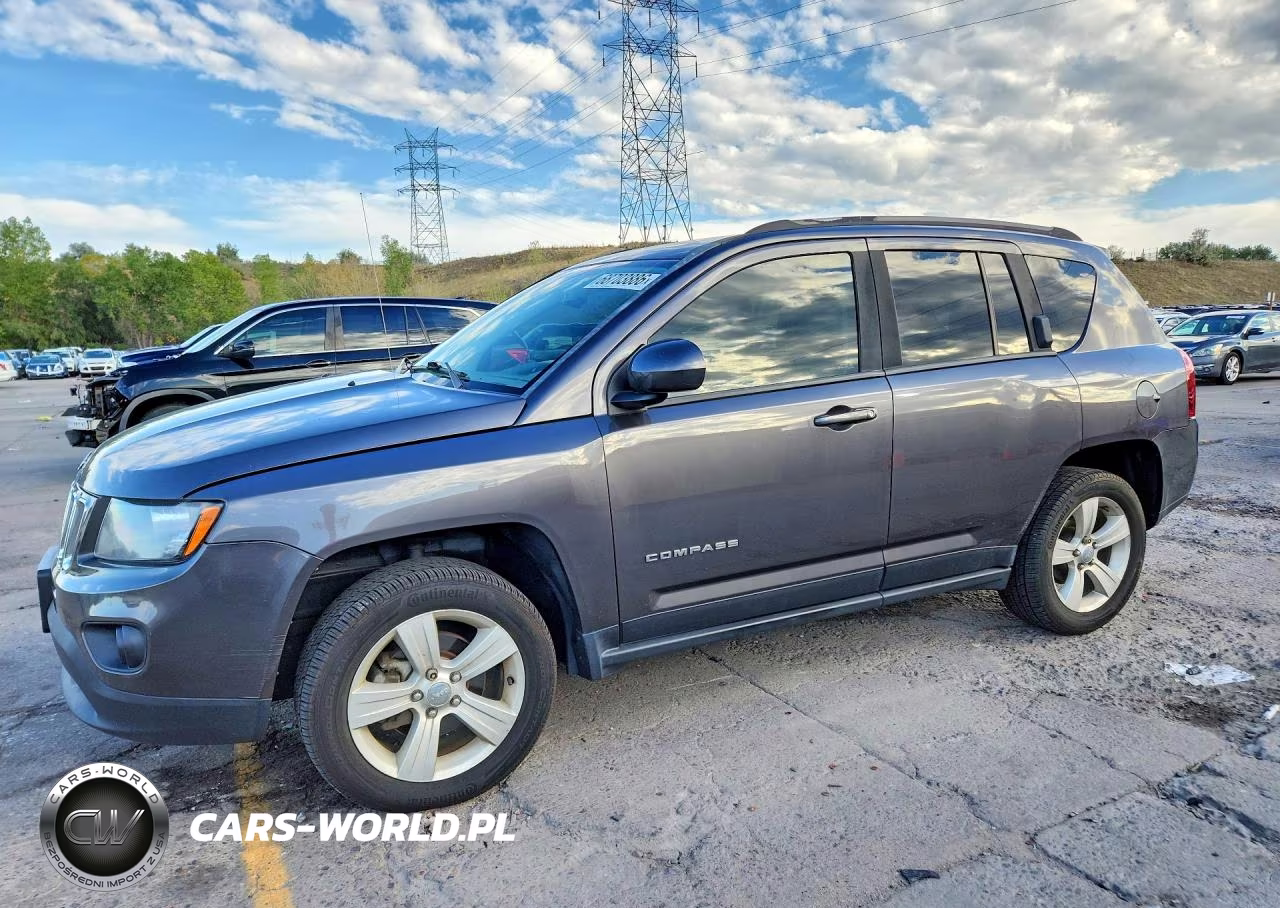 2016 Jeep Compass Latitude – zdjęcie 1 z 13