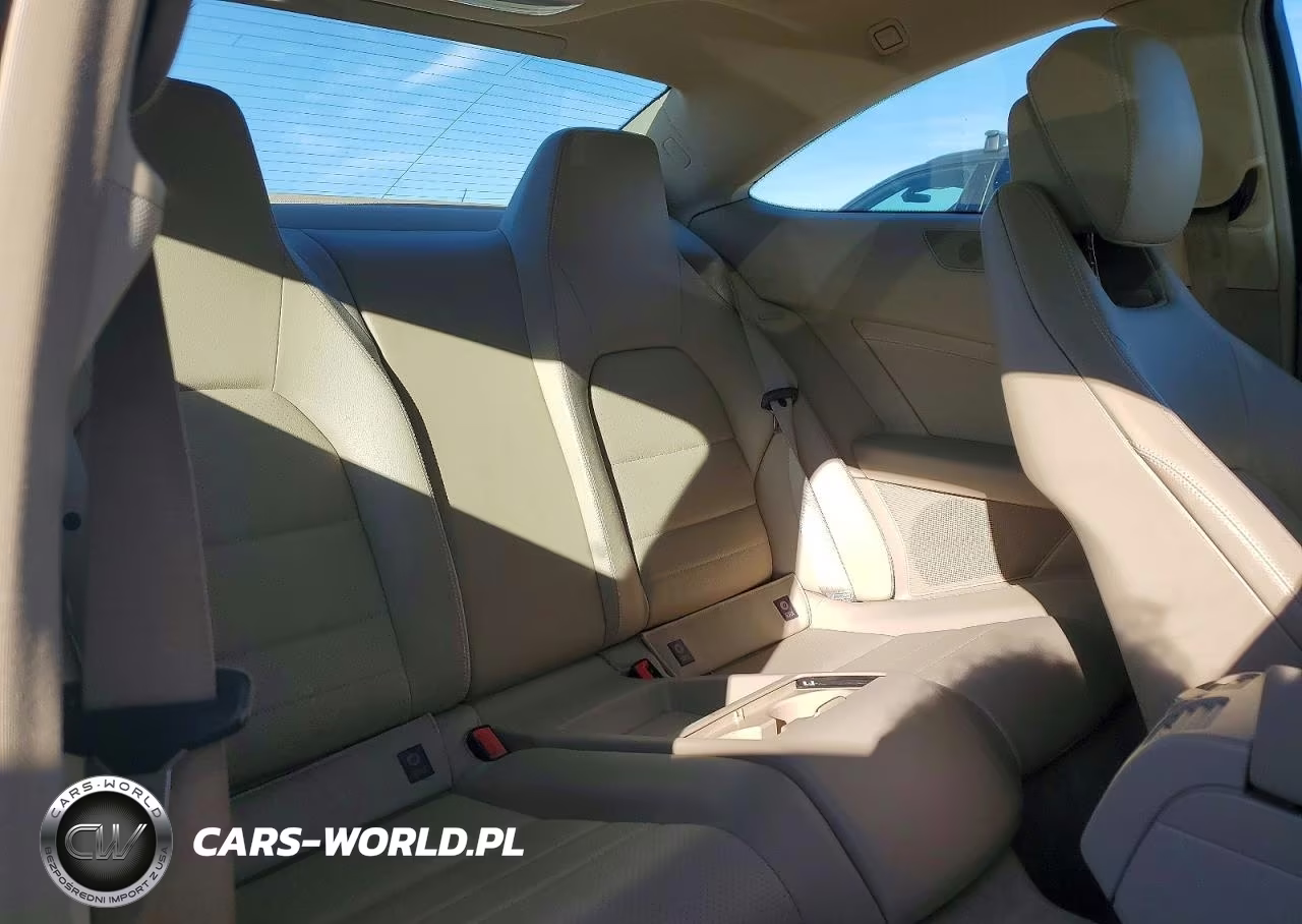 2012 Mercedes-Benz C 250 VIN:WDDGJ4HB0CF741118 - 10