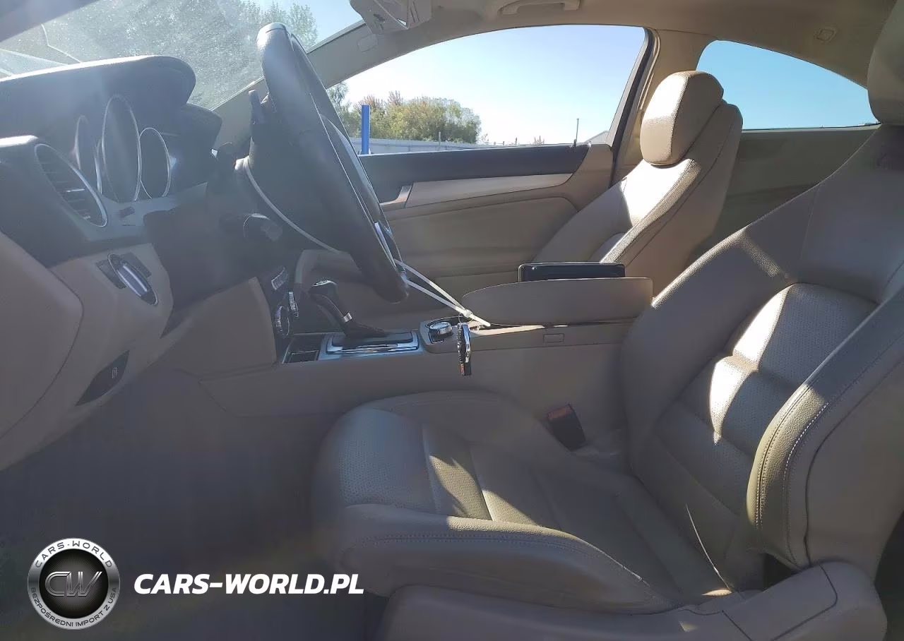 2012 Mercedes-Benz C 250 VIN:WDDGJ4HB0CF741118 - 7