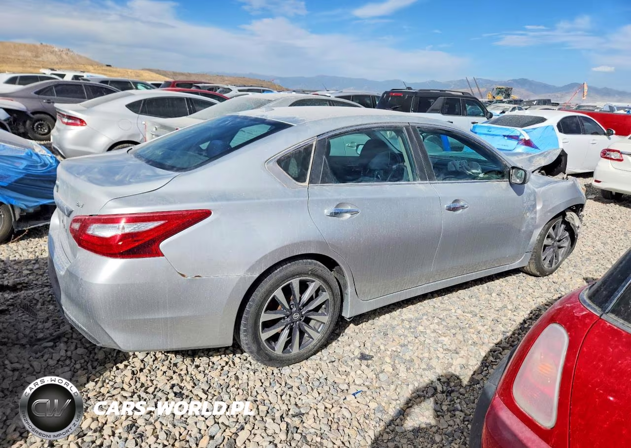 2017 Nissan Altima 2.5 Sv VIN:1N4AL3AP8HC236095 - 3