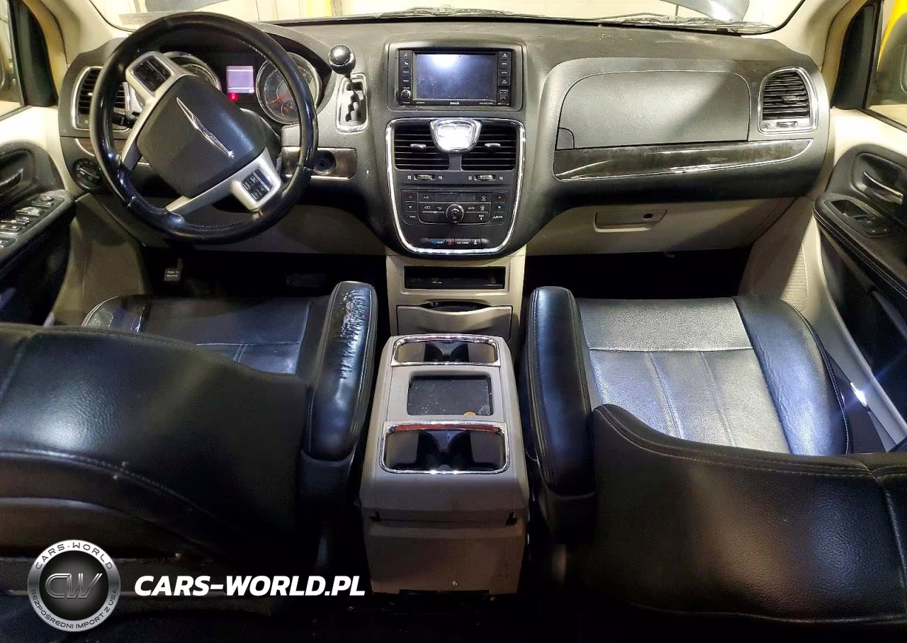 2014 Chrysler Town & Country Touring VIN:2C4RC1BGXER453683 - 8