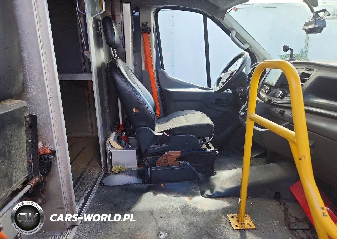 2021 Ford Transit Delivery Truck VIN:1FDDF6P86MKA34772 - 10
