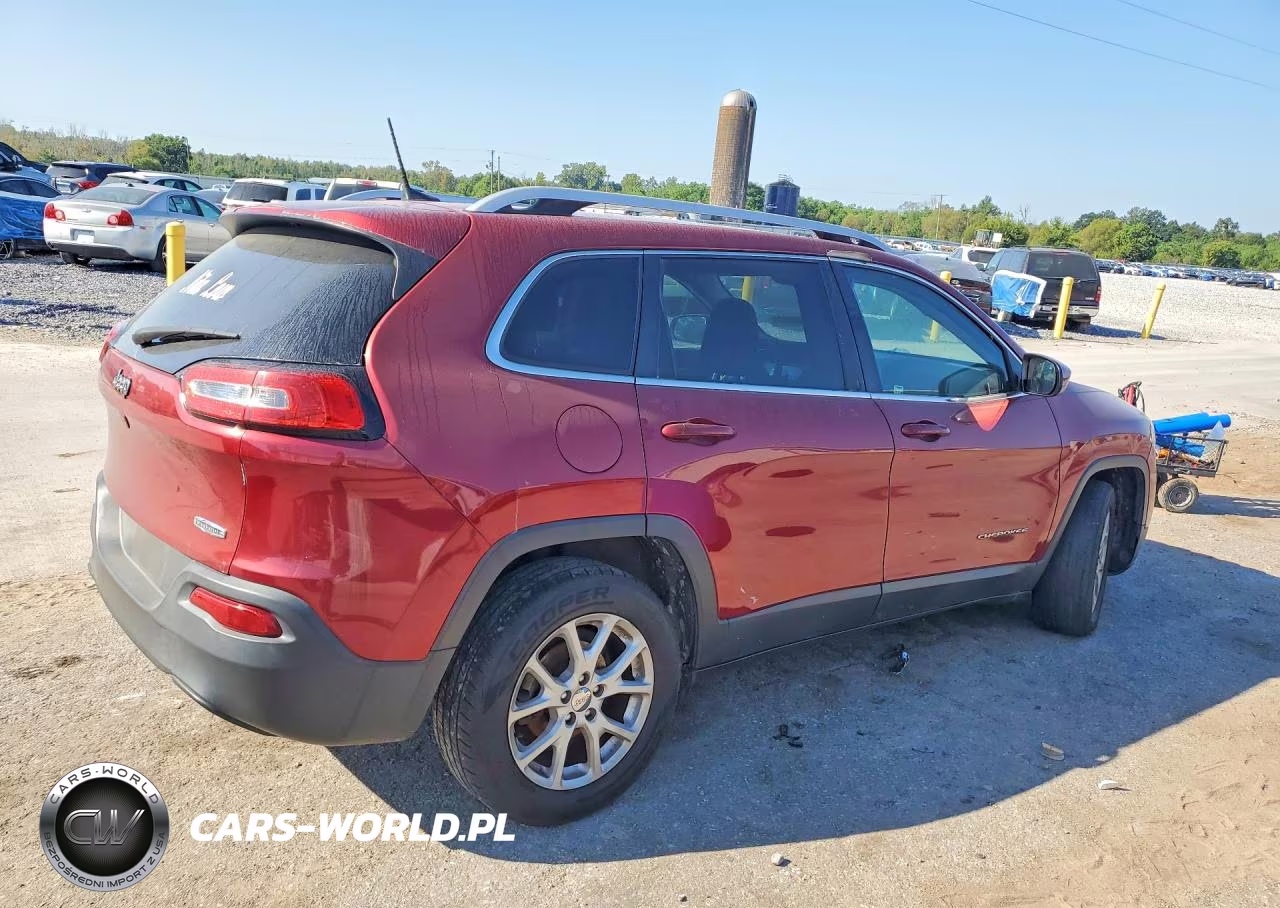 2017 Jeep Cherokee Latitude VIN:1C4PJLCB6HD231466 - 3