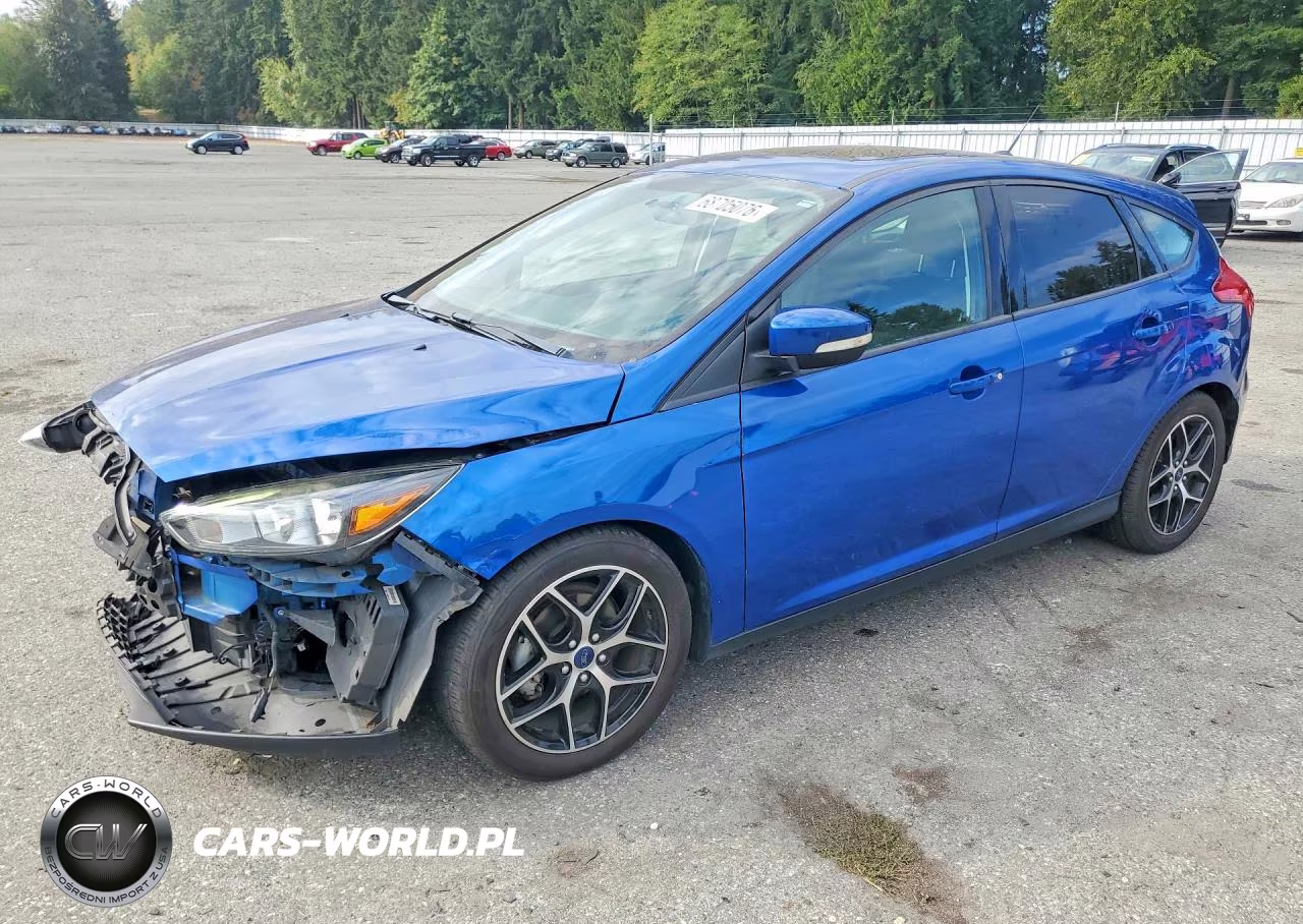 2018 Ford Focus Sel VIN:1FADP3M23JL323247 - 1