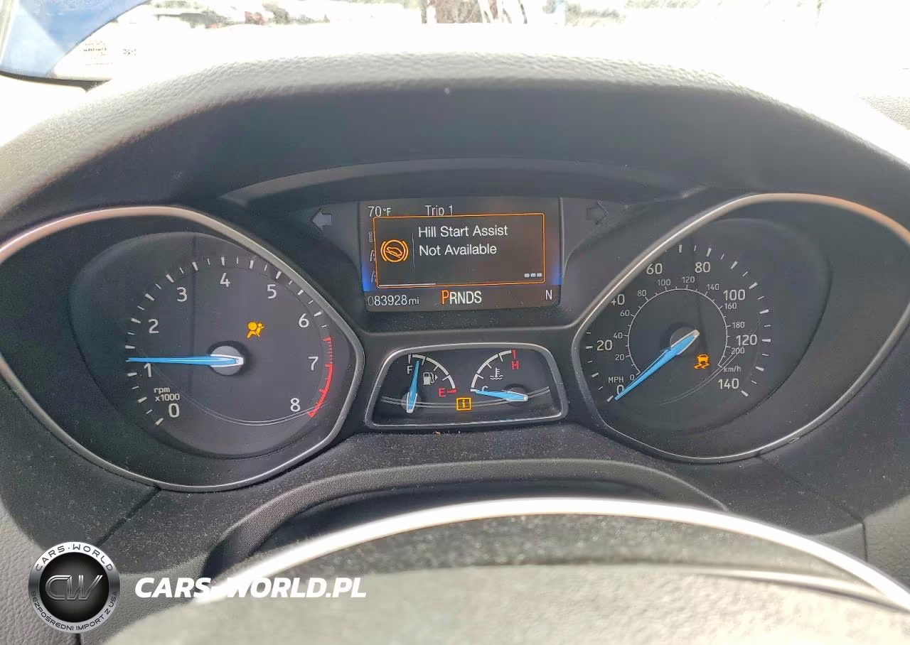 2018 Ford Focus Sel VIN:1FADP3M23JL323247 - 9