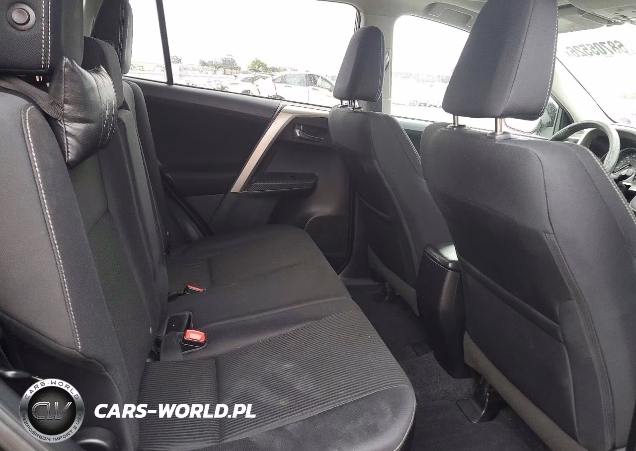 2015 Toyota Rav4 Xle VIN:2T3WFREV2FW174870 - 11