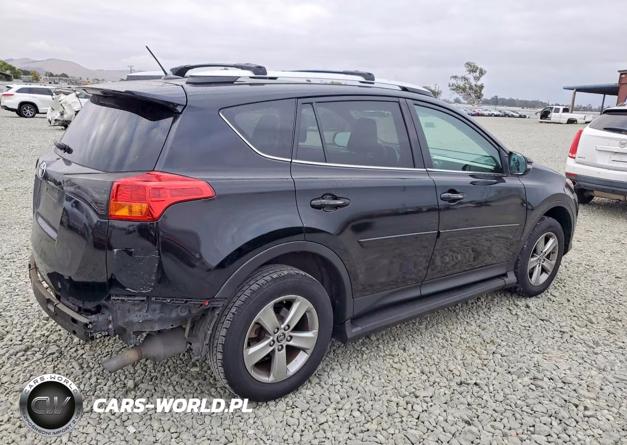 2015 Toyota Rav4 Xle VIN:2T3WFREV2FW174870 - 3