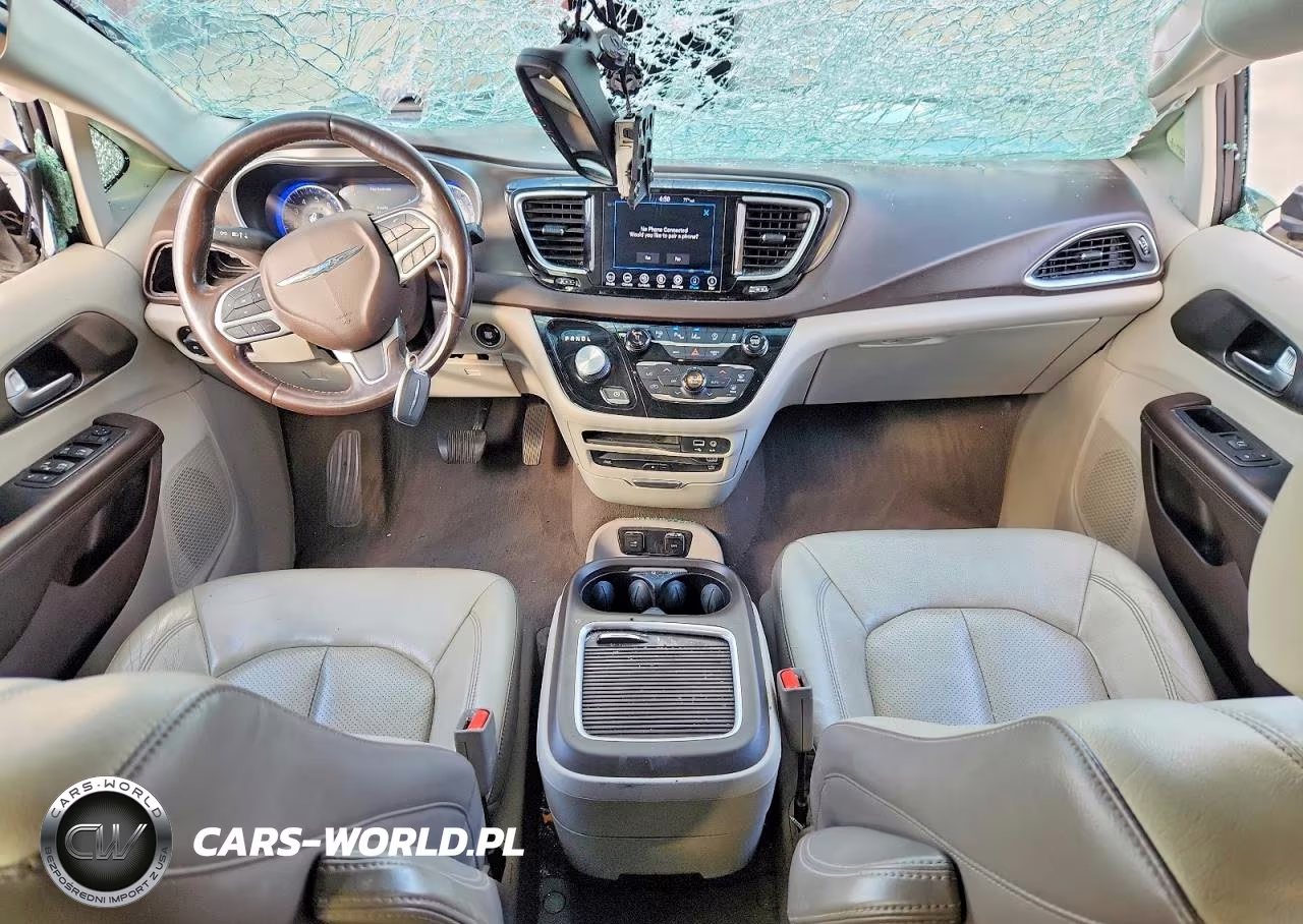 2019 Chrysler Pacifica Touring L Plus VIN:2C4RC1EG2KR506397 - 8