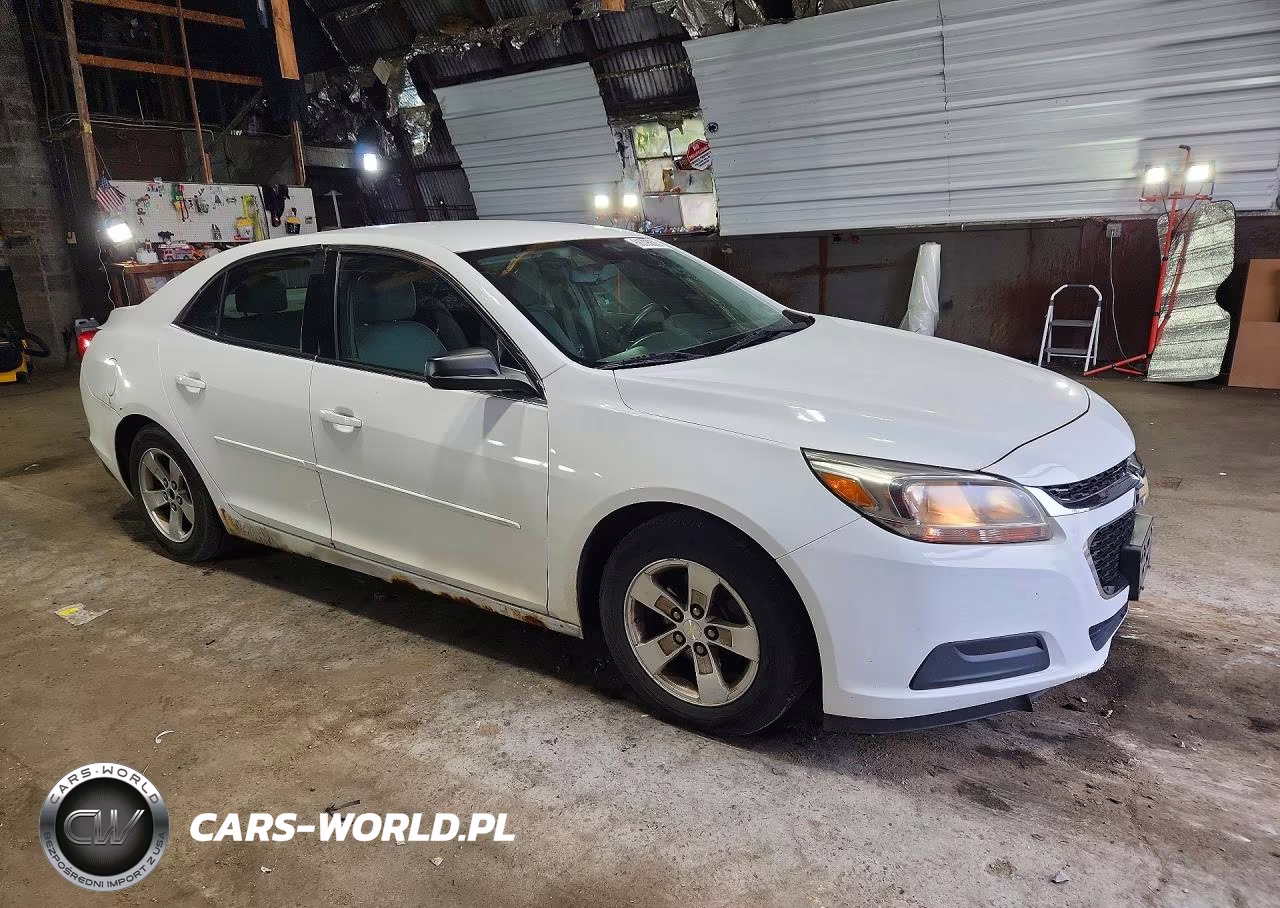 2015 Chevrolet Malibu Ls VIN:1G11B5SL7FF141441 - 4