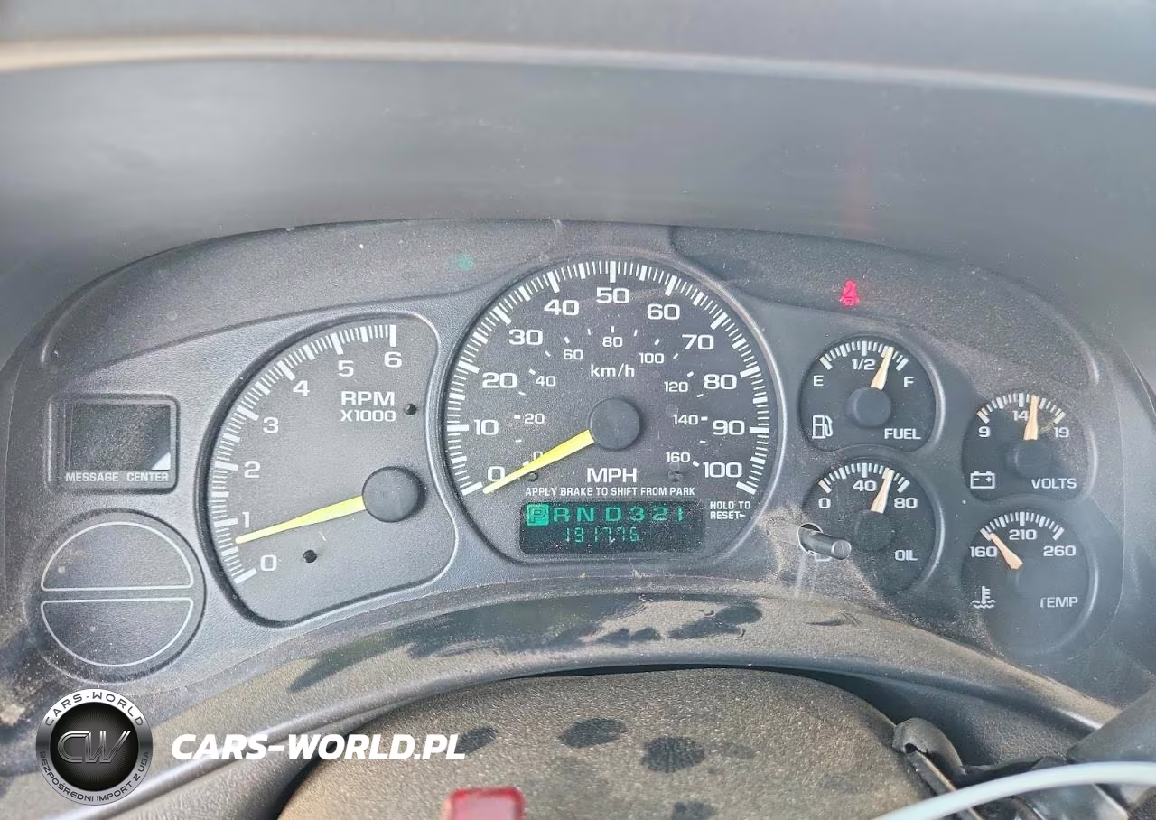 2000 Chevrolet Silverado C1500 VIN:2GCEC19V0Y1151907 - 9
