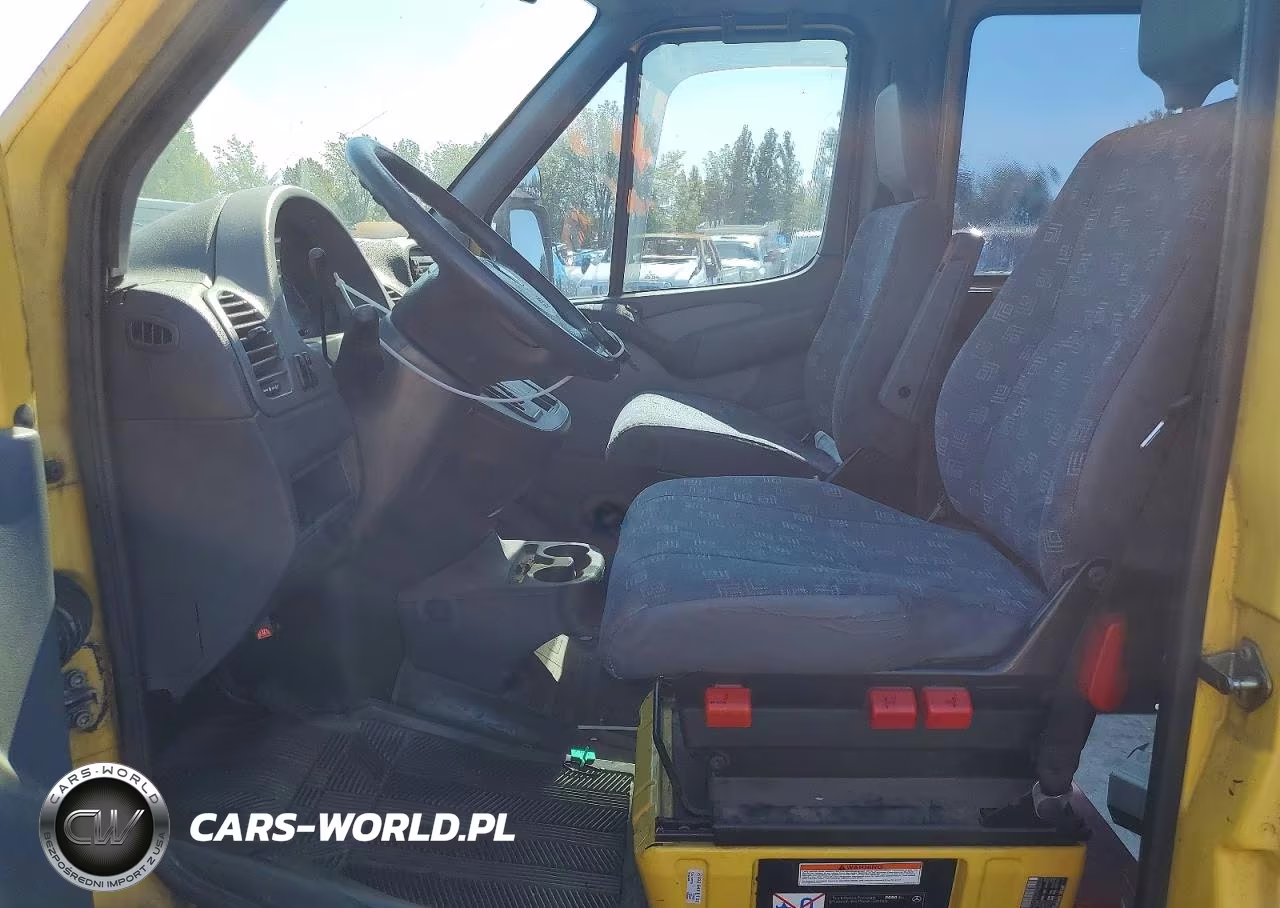 2004 Freightliner Sprinter VIN:WD2PD644245640737 - 7