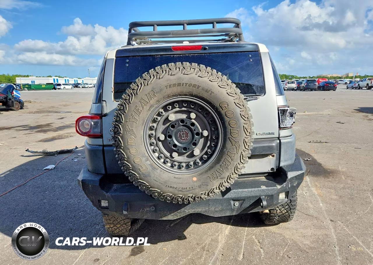 2012 Toyota Fj Cruiser Base VIN:JTEBU4BF7CK116550 - 6