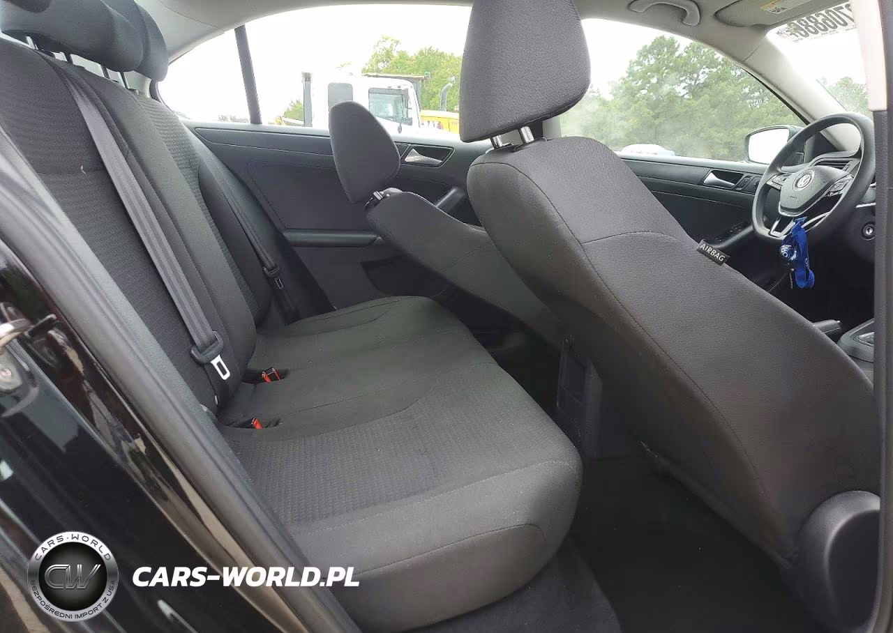 2016 Volkswagen Jetta S VIN:3VW267AJ3GM273820 - 10