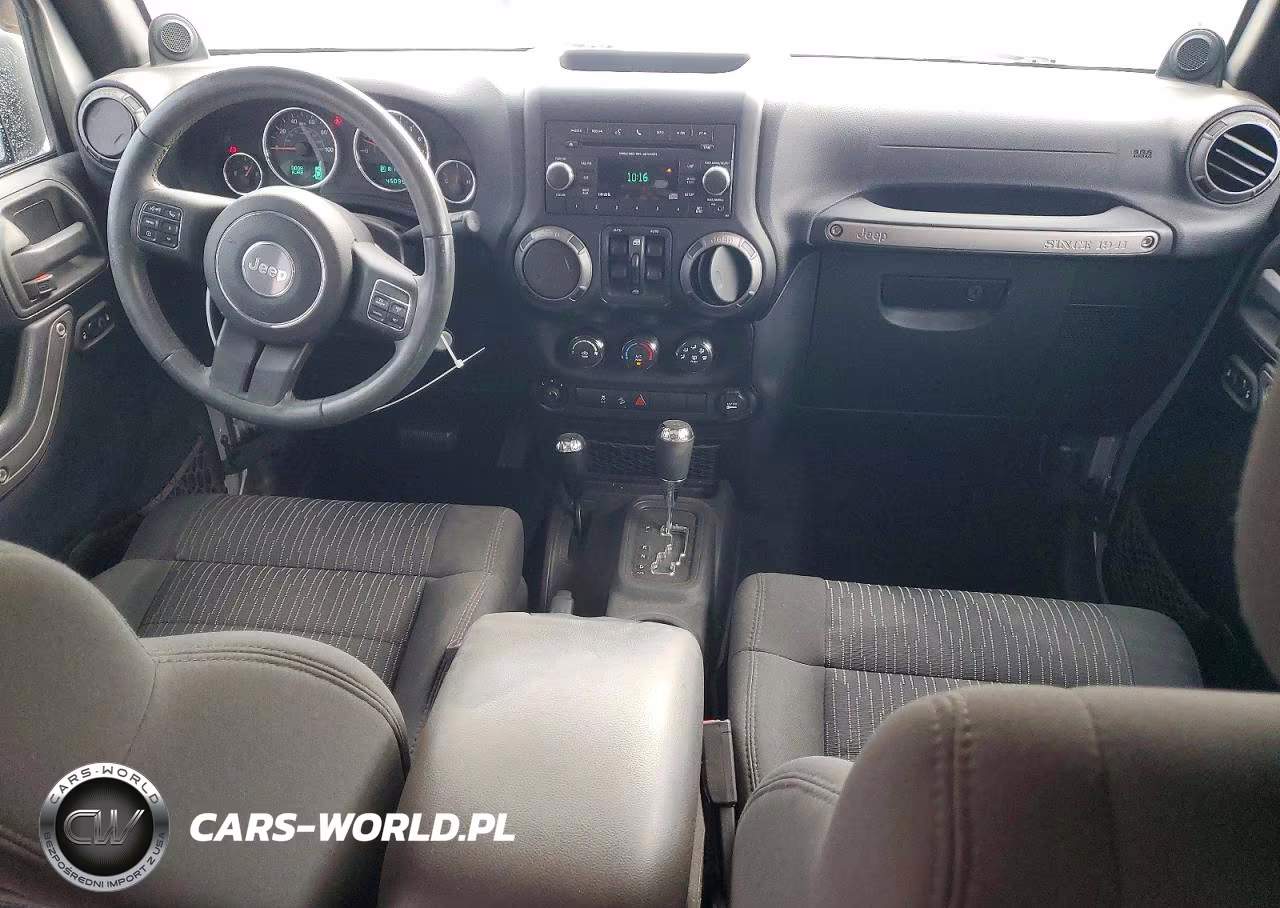 2012 Jeep Wrangler Unlimited Sport VIN:1C4BJWDG7CL122177 - 8