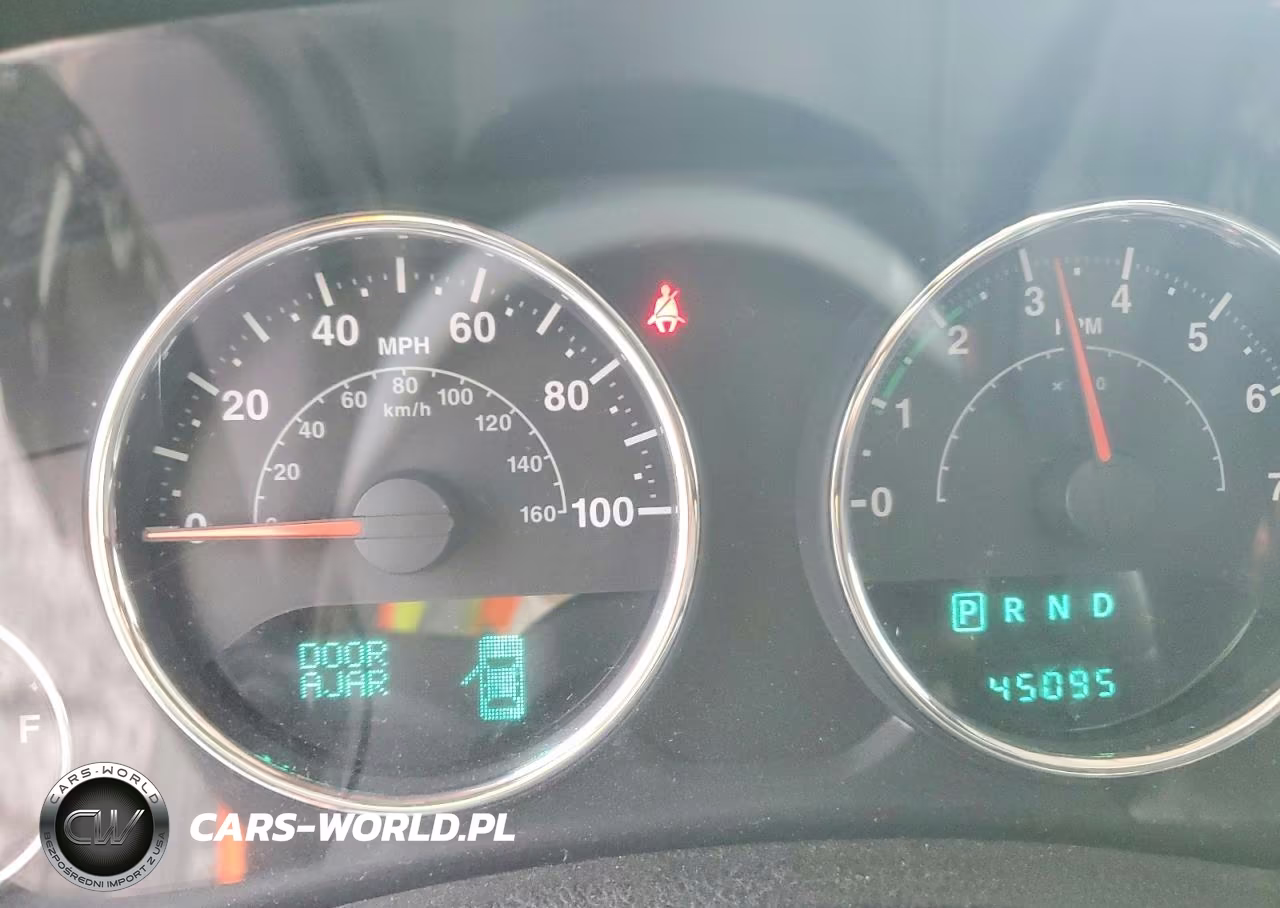 2012 Jeep Wrangler Unlimited Sport VIN:1C4BJWDG7CL122177 - 9