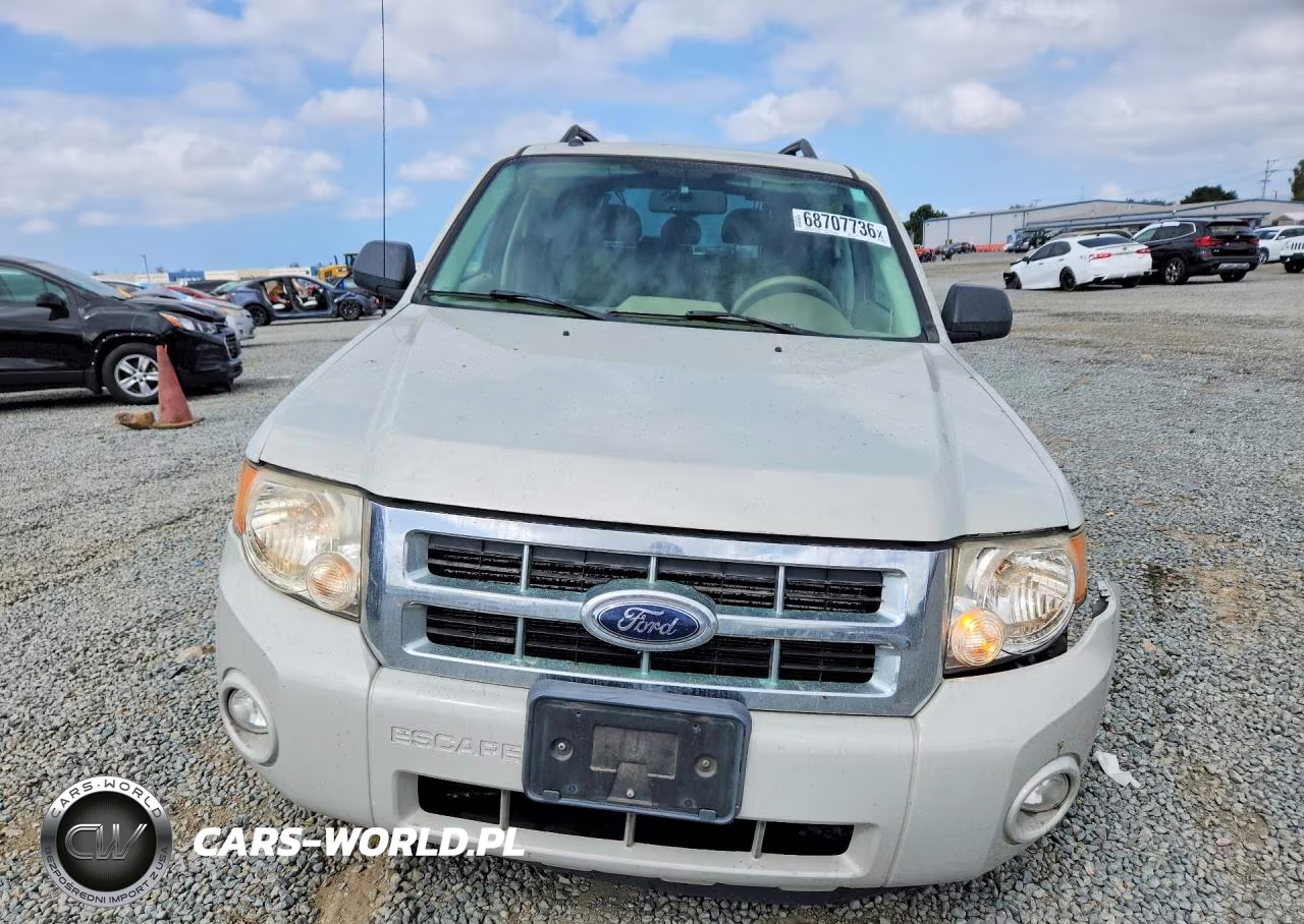 2008 Ford Escape Xlt VIN:1FMCU93128KD06252 - 5