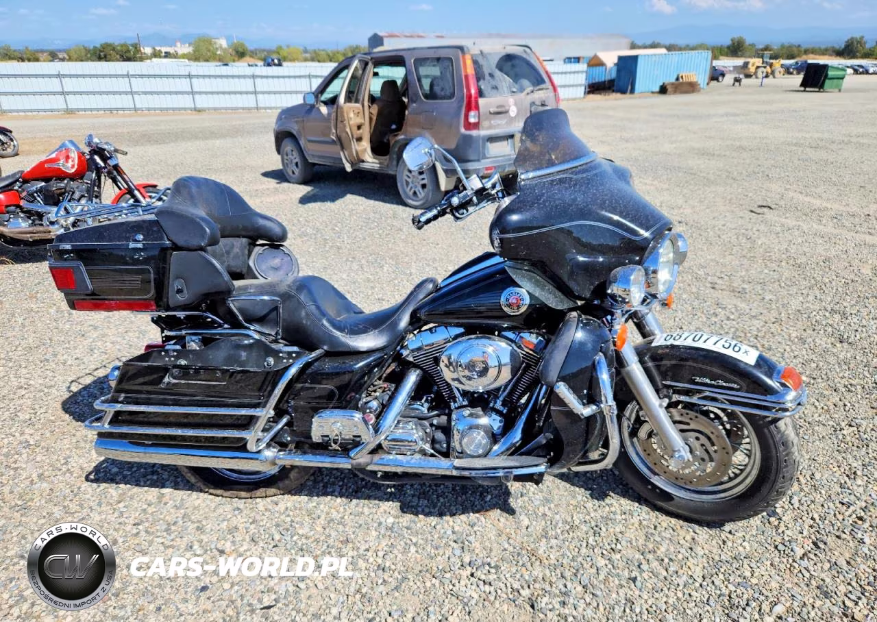 2004 Harley-Davidson Flhtcui VIN:1HD1FCW184Y607077 - 1