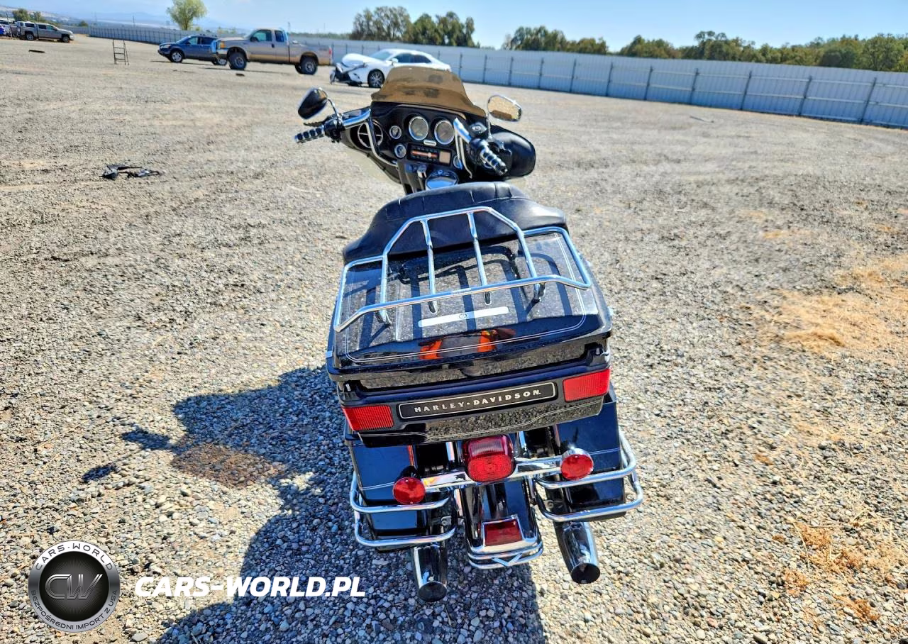 2004 Harley-Davidson Flhtcui VIN:1HD1FCW184Y607077 - 4
