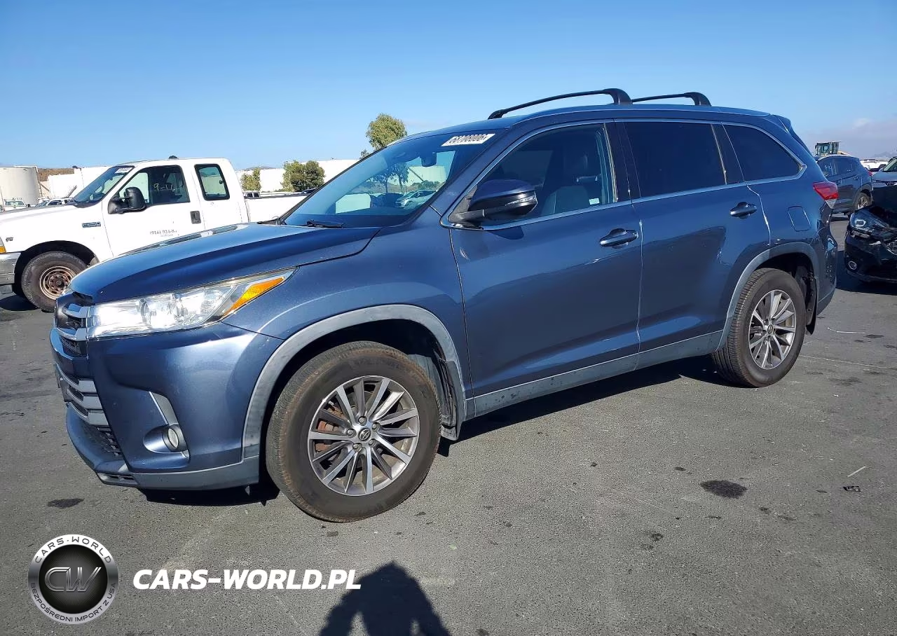 2019 Toyota Highlander Xle VIN:5TDJZRFH8KS724692 - 1