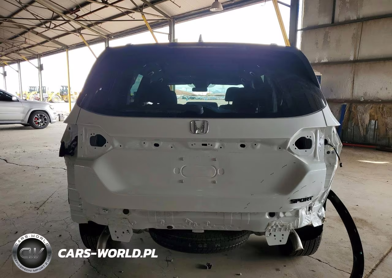 2025 Honda Pilot Sport VIN:5FNYG2H35SB045335 - 6