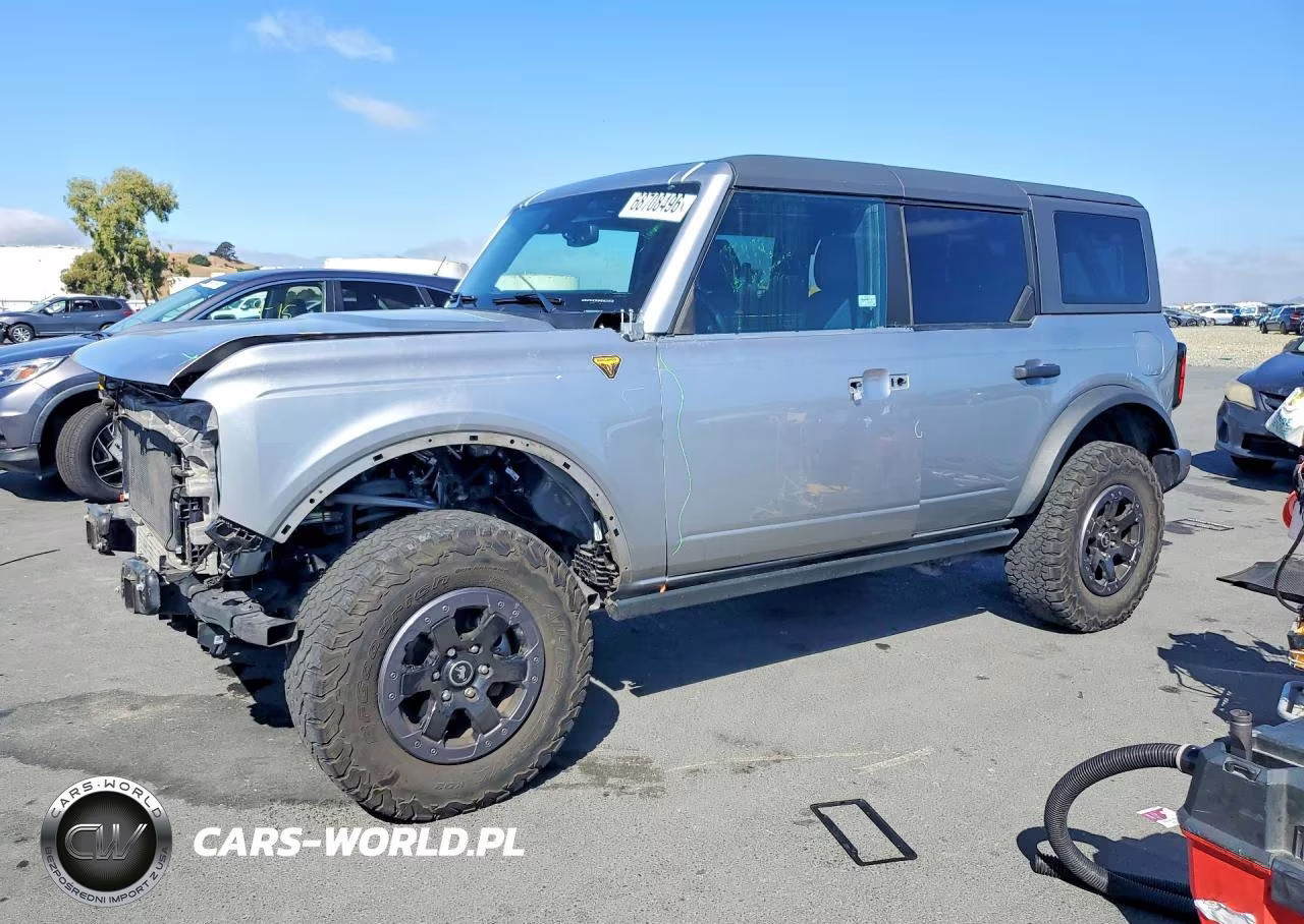 2022 Ford Bronco VIN:1FMEE5DP8NLB69938 - 1