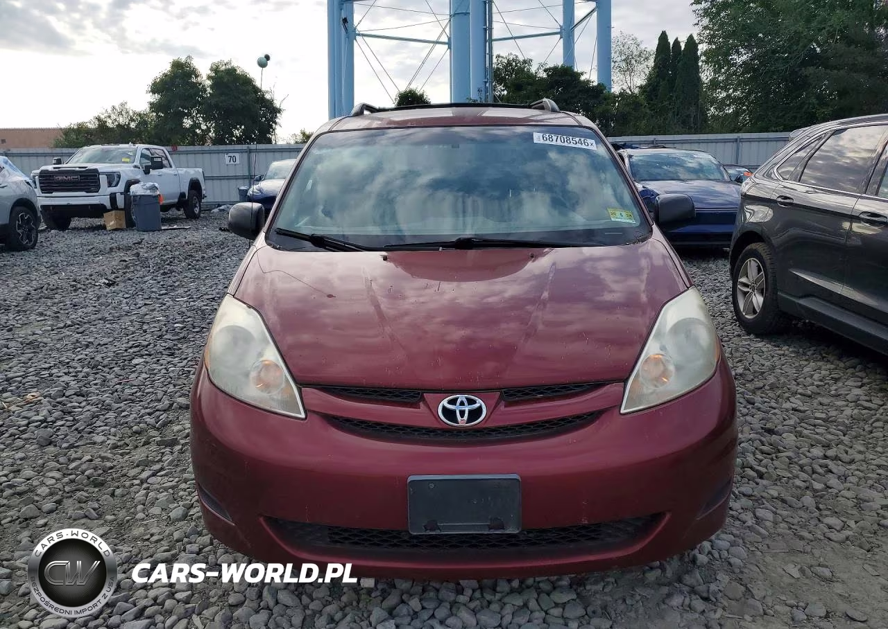 2009 Toyota Sienna VIN:5TDZK23C09S255552 - 5