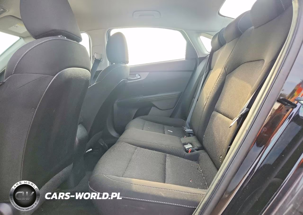 2021 Kia Forte Lxs VIN:3KPF24AD5ME336768 - 10