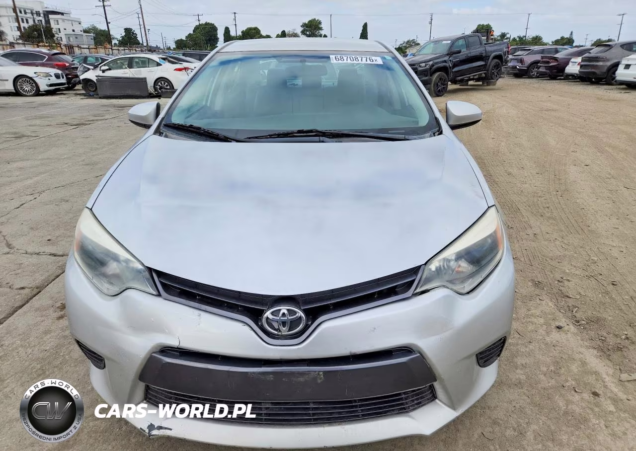 2015 Toyota Corolla Le VIN:2T1BURHE7FC417387 - 5