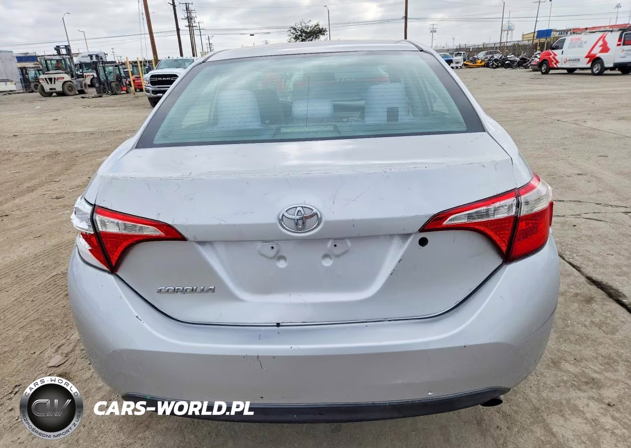 2015 Toyota Corolla Le VIN:2T1BURHE7FC417387 - 6