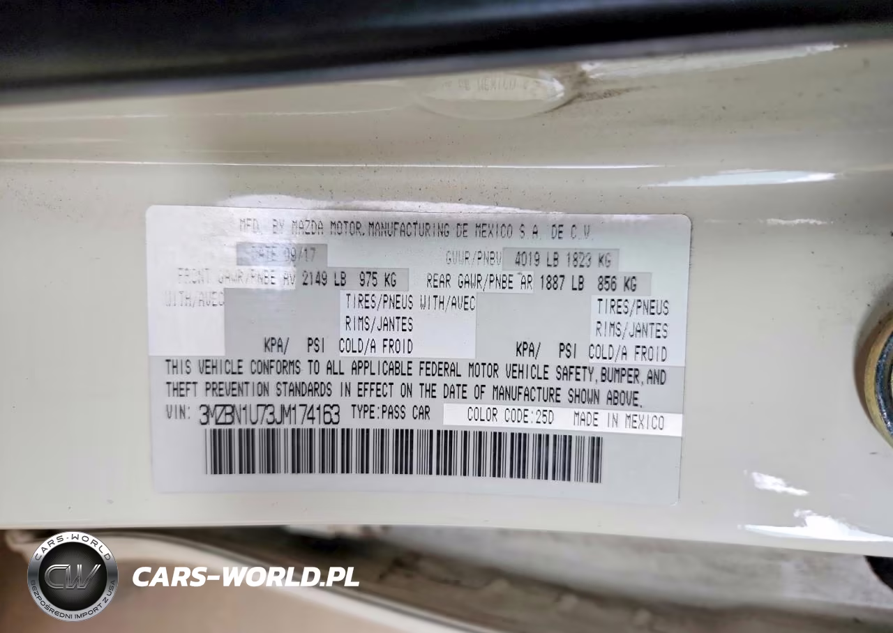 2018 Mazda 3 Sport VIN:3MZBN1U73JM174163 - 12