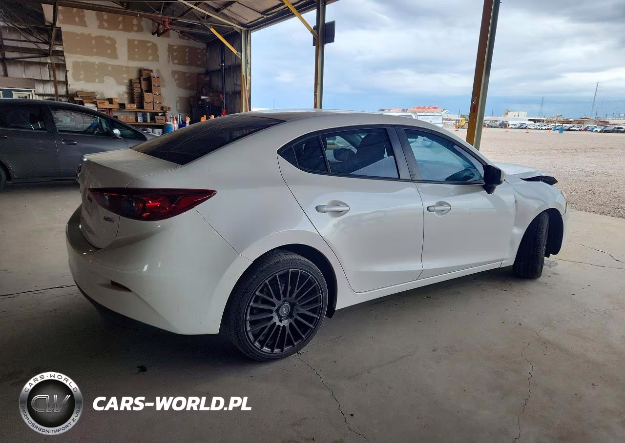 2018 Mazda 3 Sport VIN:3MZBN1U73JM174163 - 3