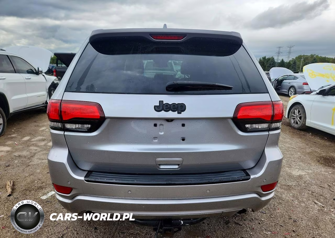 2015 Jeep Grand Cherokee Laredo VIN:1C4RJEAG3FC175041 - 6
